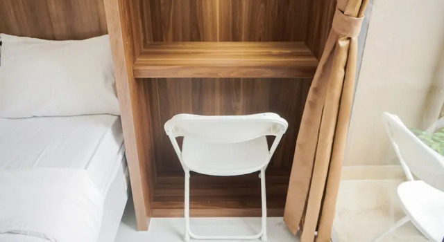 Cozy And Minimalist Studio Room At Sky House Bsd Apartment