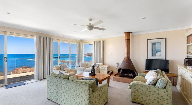 Birubi Beach getaway at Anna Bay, Забронировать Апартаменты/квартира Анна Бэй Port Stephens