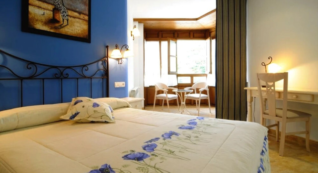 Hotel Rural La Corte de los Pinares, Book Hotel Vinuesa Soria