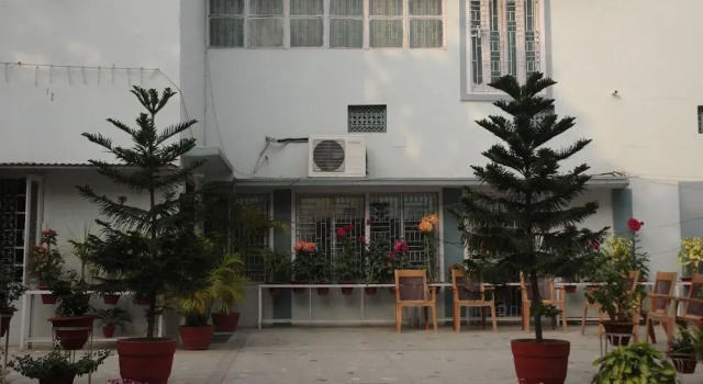 Baseraz by OYO Rooms, Rezervovat Hotel Patna Bangalore