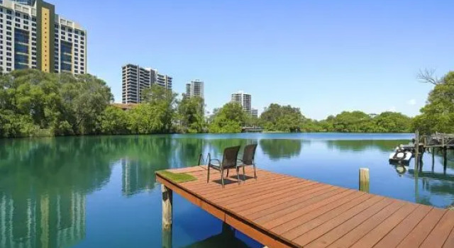 Surfers Paradise Center · Ocean View Vacation Apartment | 2 Bedrooms 2 Bathrooms, Забронировать Апартаменты/квартира Апартаменты Голд-Кост, рядом с SkyPoint Climb, Апартаменты/квартира