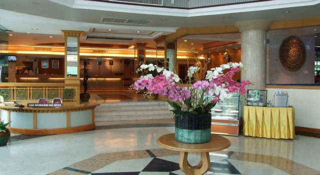 Ratchada City Hotel, Забронировать Отель Отели Бангкока с бассейном, рядом с Международный Стоматологический Центр Бангкока, Бассейн