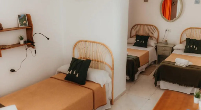 Трёхместный номер Standard Hostal Africa