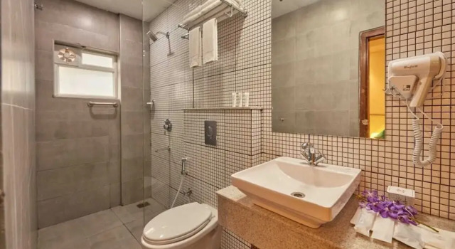 Двухместный номер Deluxe Regenta Inn Indiranagar by Royal Orchid Hotels