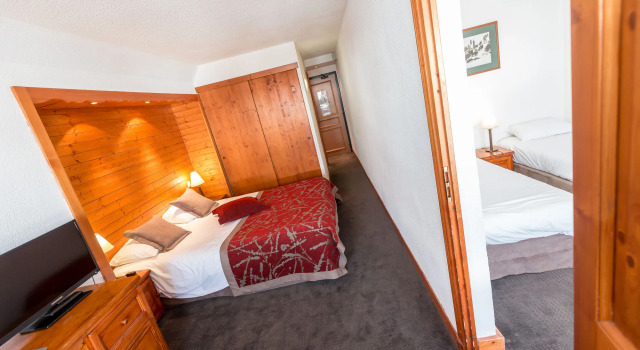 La Cachette, Book Hotel Hoteller i Rhône-Alps med parkering, Parkering