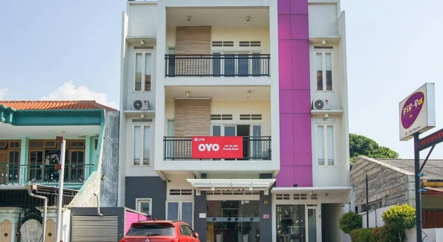 Sans Hotel FiFFa Pisang Kipas Malang, Buchen Sie Hotel Malang Jawa Timur, in der Nähe von Museum Mpu Purwa