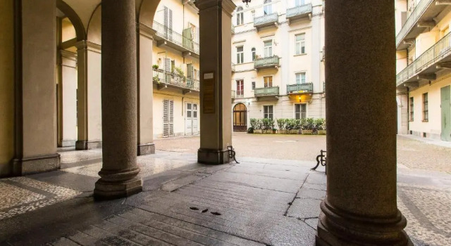Porta Susa Central & Roomy Flat