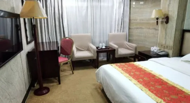 Одноместный номер Standard Golden Flower Hotel