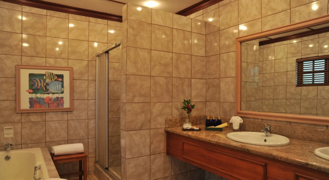 Двухместный люкс Coach House Hotel & Spa, Tzaneen
