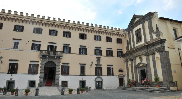 Castello Costaguti