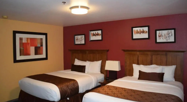 Четырёхместный номер Deluxe The Royal Victorian Motel