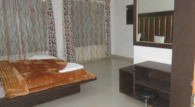 TIH Hotel Ash Vale