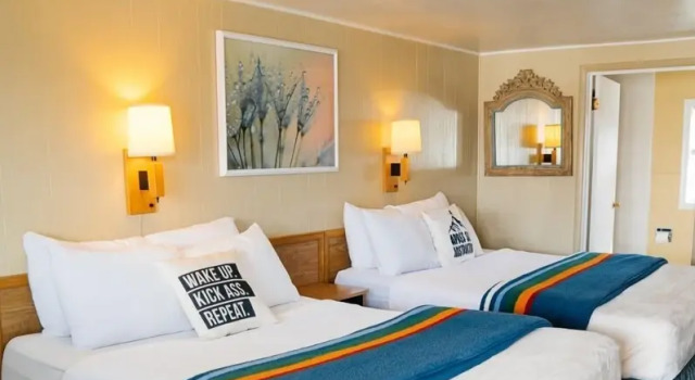 Четырёхместный номер Standard Lodge at Poncha Springs