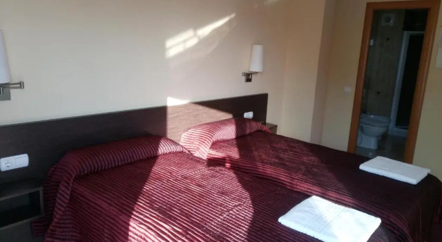 Двухместный номер Standard Hostal Sant Sadurní