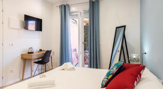 B&B Interno12, Забронировать Отель «постель и завтрак» Отели Фоллоника с парковкой, Парковка