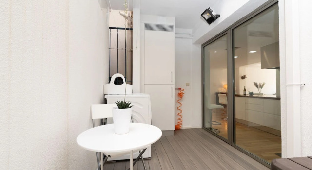 Quart Towers Flat, Забронировать Отель Экстрамурс 
