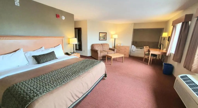 Люкс c 1 комнатой AmeriVu Inn and Suites - Waconia
