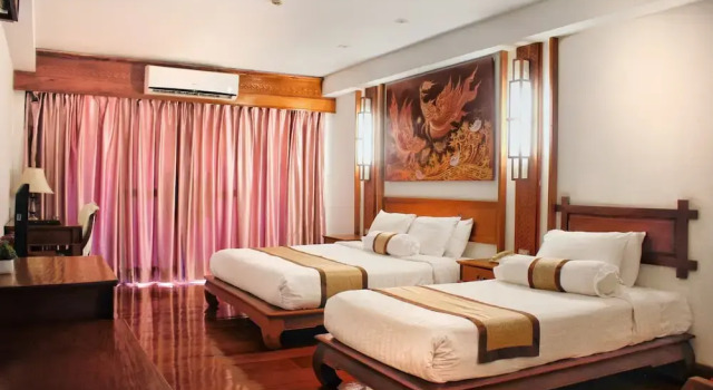 Семейный номер Standard Chanthapanya Hotel