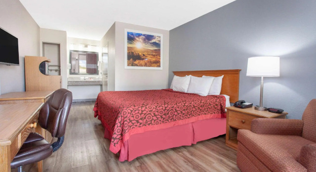 Двухместный номер Standard Days Inn by Wyndham Clinton - Laurens I-26
