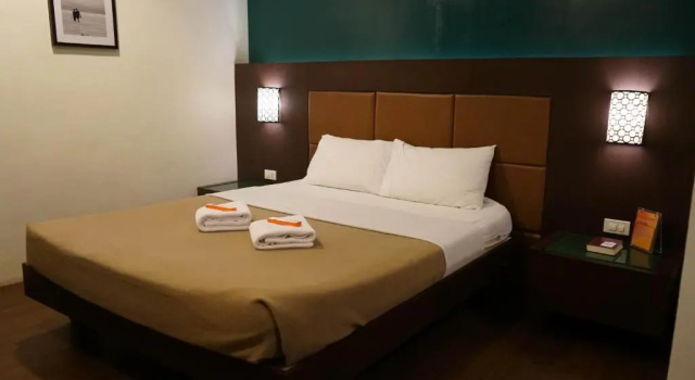 Номер Deluxe Tacloban Plaza Hotel