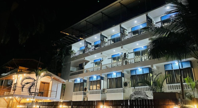 Hotel Pleasure Inn near Turtle Beach- Morjim, Rezerwuj Hotel Hotele w Pernem z parkingiem, Parking