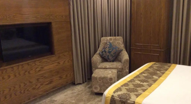 Люкс Executive Marino Royal Hotel