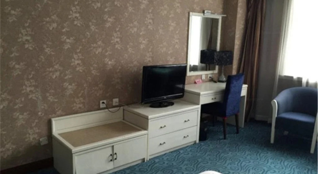 Mei Du Business Hotel, Rezerwuj Hotel Hotele w Tianjin Province z parkingiem, Parking