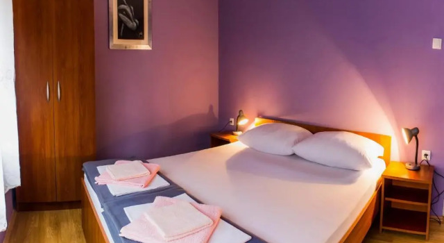 Rooms Daniela, Book Hotel Hoteller i Slunj med parkering, Parkering
