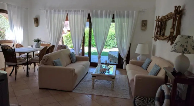 Villa Amantea, Забронировать Вилла Санта-Маргерита-ди-Пула Южная Сардиния, рядом с Пляж Рива-дей-Пини