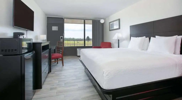 Diamondhead Inn & Suites, Varaa Hotelli Diamondhead 