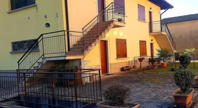 Apartment in Idro Near Lake and Town Center, Buchen Sie Ferienwohnung Hotels in Brescia mit Parkplatz, Parkplätze