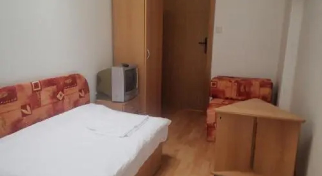 Penzión a Reštaurácia u Jeleňa, Rezerwuj Hotel Hotele w Košický kraj z parkingiem, Parking