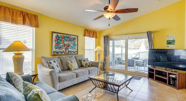 9 Mi to Walt Disney World: Family Home w/ Pool!