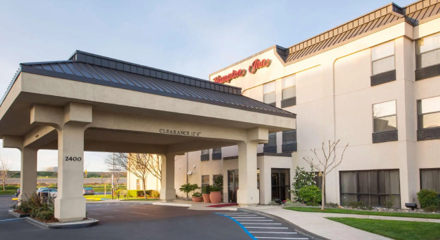 Номер Standard Hampton Inn Tracy