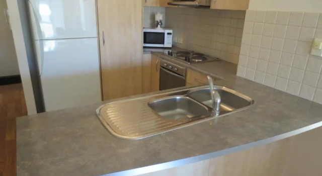 Апартаменты Holdfast Shores Apartments