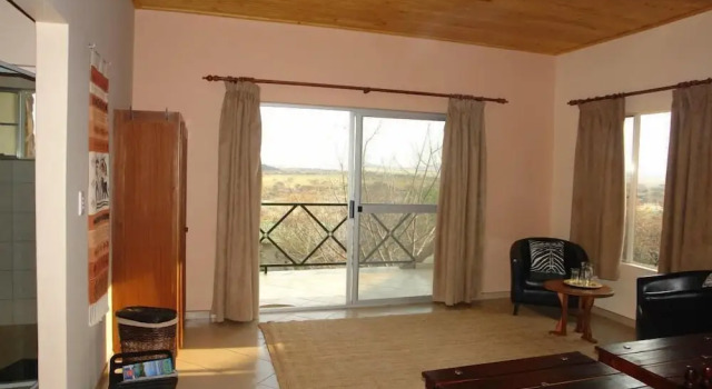 Toko Kamanjab Lodge & Safari, Book Feriehus Sommerhuse i Etosha National Park, Hytte