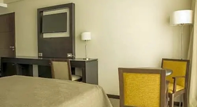 Номер Standard Howard Johnson Neuquen