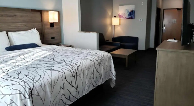 Люкс Best Western Plus San Antonio East Inn & Suites
