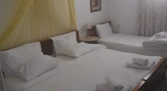 Трёхместный номер Standard с балконом Hotel Papanikolaou