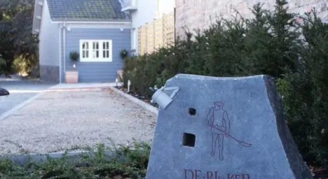 Guest House De Bleker, Забронировать Отель Отели Брюгге 3 звезды, рядом с Guido Gezelle Museum, 3*