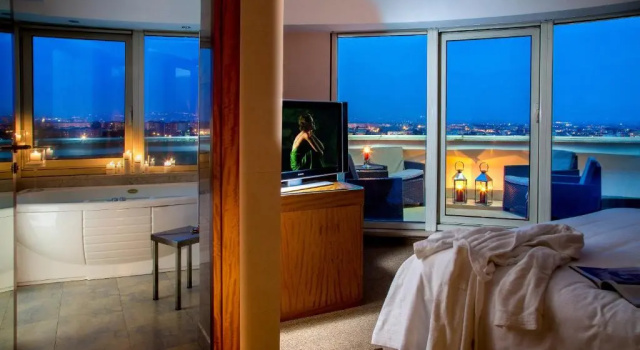 Люкс Enea Hotel Aprilia