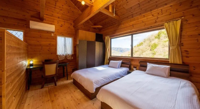 スイートヴィラ 南熱海が丘, Boek Hotel Hotels in Tokai met parkeren, Parkeren