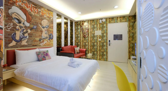 85 Asia Hotel