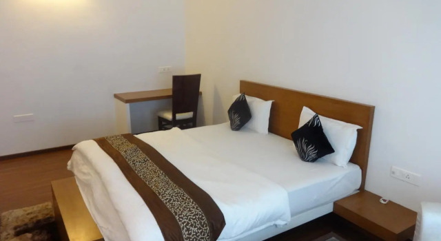 Hotel Seyon Plaza, Забронировать Отель Отели Сингнанальур с парковкой, Парковка