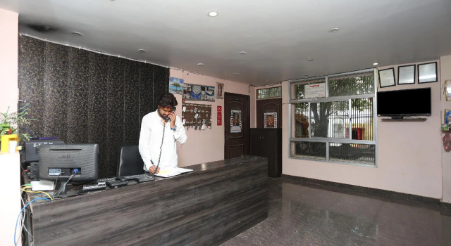 Collection O 44523 Shri Krishna Hotel Inn