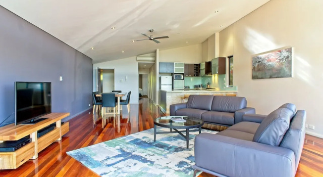Апартаменты с 2 комнатами с балконом Central Avenue Apartments