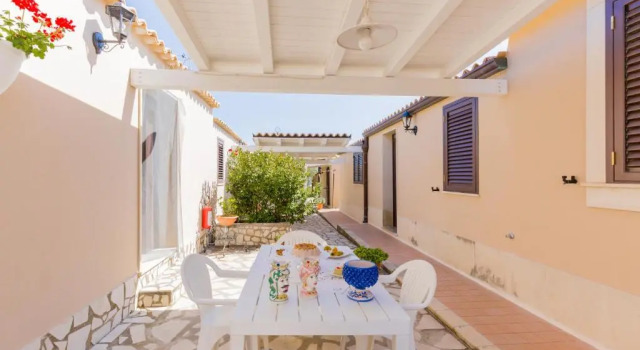 Коттедж с 2 комнатами Villa degli Ulivi