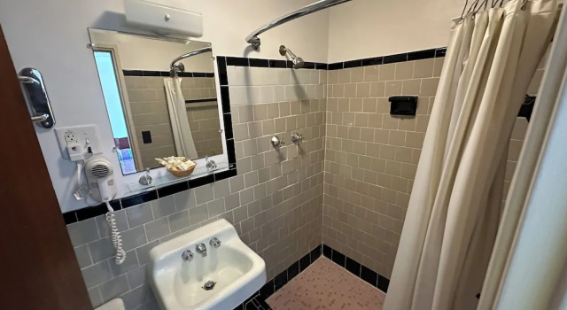 Двухместный номер Deluxe Four Oaks Lodging