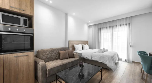 Penthouse Level 8 Nilie Hospitality MGMT