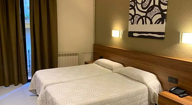 Двухместный номер Standard с балконом Hotel Aneto
